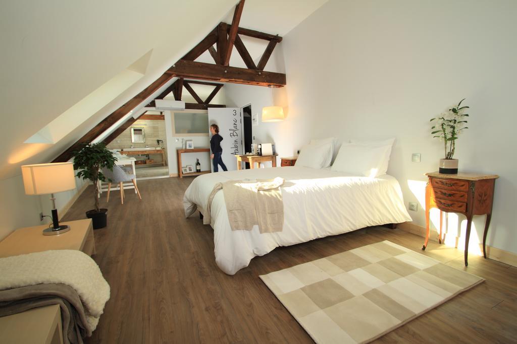 Hotel Spa Le Miel Des Muses Μπριβ-λα-Γκαγιάρντ Δωμάτιο φωτογραφία