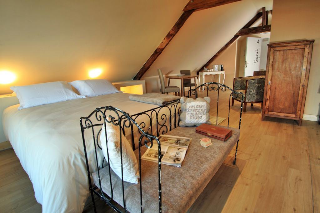 Hotel Spa Le Miel Des Muses Μπριβ-λα-Γκαγιάρντ Δωμάτιο φωτογραφία